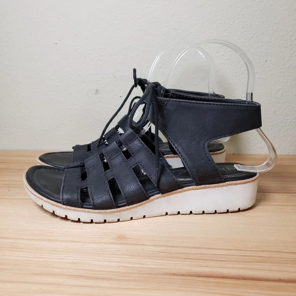 Sofft Women's 6.5 Ankle‎ Tie Chunky Fisherman Comfort Sandal Black Leather Cage